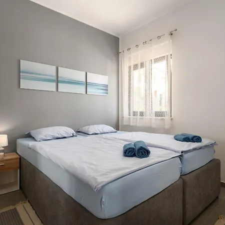 Papillon Villa