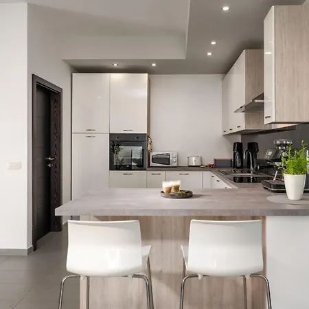 Papillon ヴィラ Kaštelir