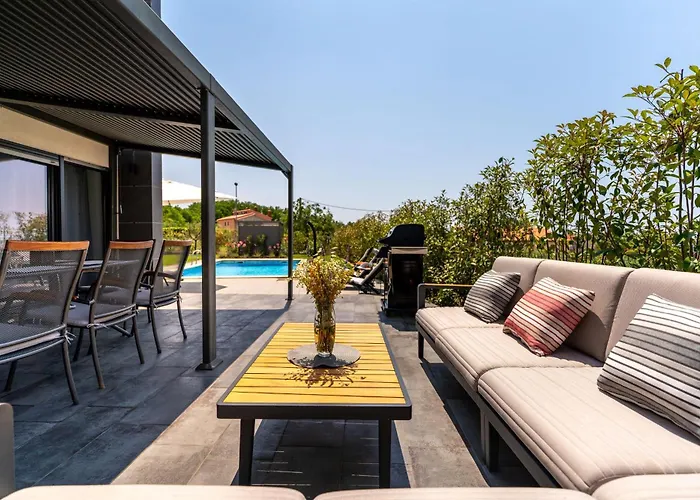 Papillon * Kaštelir